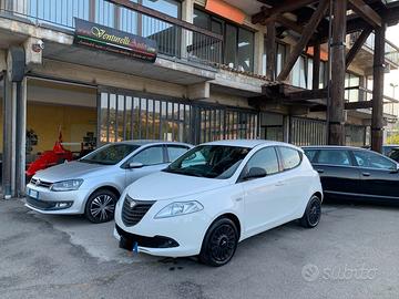 Lancia Ypsilon elefantino-5 porte-con solo 60000 k