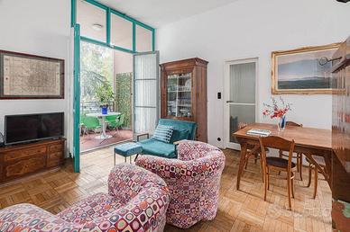 Appartamento di 266 m² con più di 5 locali a Milan