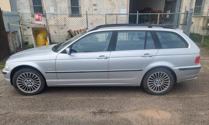 BMW Serie 3 (E46) - 2001