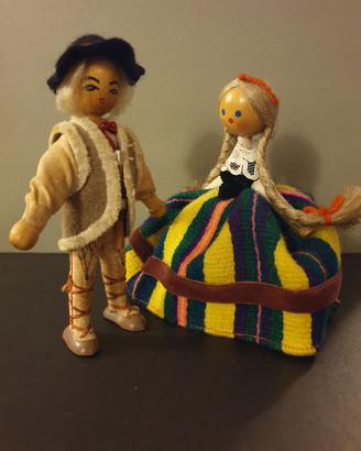 COPPIA STATUINE VINTAGE IN LEGNO STILE OLANDESE
