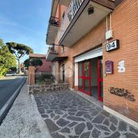 NEGOZIO A CASTELNUOVO DI PORTO