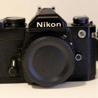 Nikon FM solo corpo