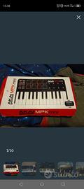 Controller MIDI USB Akai MPK Mini mk1.
