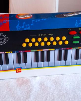 PIANOFORTE a TASTIERA ELETTRONICA con 32 tasti e..