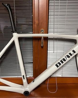 DRALI Onice Kit Telaio