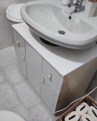 mobile bagno 