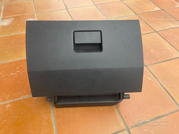 Cassetto porta oggetti Ford Fiesta V (2002-2008)