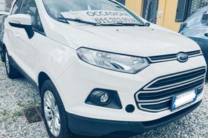 Ford EcoSport 1.0 benzin 125 CV Titanium adatta a 