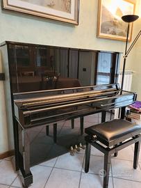 Pianoforte yamaha verticale