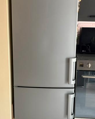 Smeg CF33SP - frigorifero combinato 295 litri