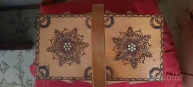 porta oggetti in legno