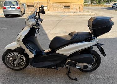 Piaggio Beverly 300 i.e. 2010