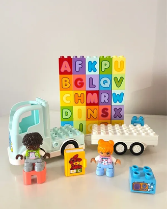 Camion dell’alfabeto Lego Duplo Set 10421 completo
