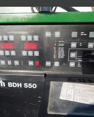 Saldatrice a filo pulsata MIGATRONIC BDH550