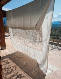 2 tende in lino lavorate a mano