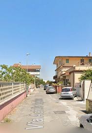 Ostia accogliente bilocale arredato