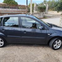 Ford Fiesta 1.2 -75 cv benzina