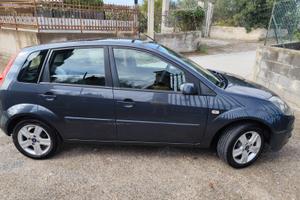 Ford Fiesta 1.2 -75 cv benzina
