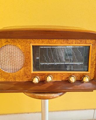 radio d'epoca a valvole