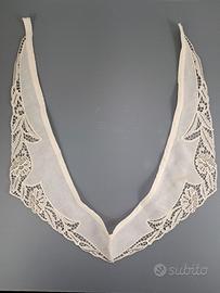 Colletto in tessuto leggero color avorio-biancco