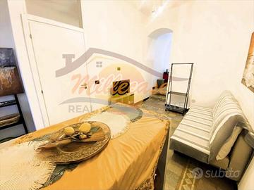 Appartamento arredato ortigia rif2193