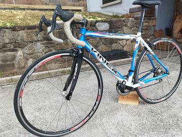 Bici corsa VINER forcella in catbonio