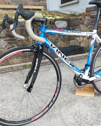 Bici corsa VINER forcella in catbonio