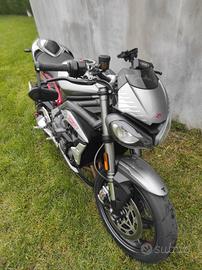 TRIUMPH STREET TRIPLE 765 RS