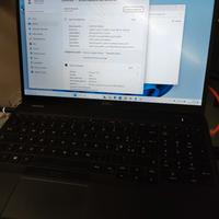 computer laptop DELL latitude 5500