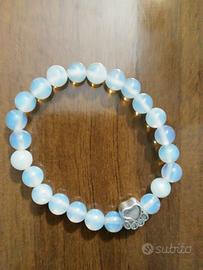 Bracciale in perle con zampa