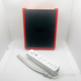 Nintendo Wii Mini + Wii MotionPlus (leggi sotto)