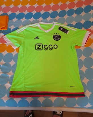 T-Shirt Ajax taglia XL