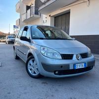 Renault Scenic 1.6 16V LUXE DYNAMIQUE