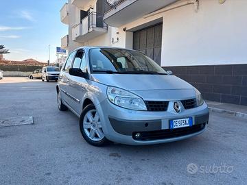 Renault Scenic 1.6 16V LUXE DYNAMIQUE