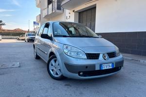 Renault Scenic 1.6 16V LUXE DYNAMIQUE