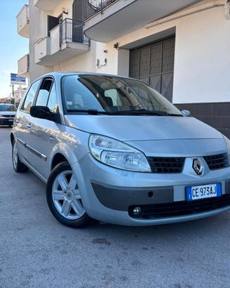 Renault Scenic 1.6 16V LUXE DYNAMIQUE