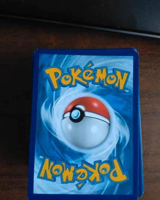 Mazzo carte Pokemon