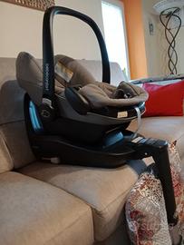 Seggiolino auto Bebeconfort con base Isofix