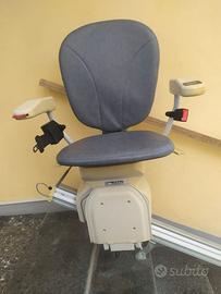 Poltroncina montascale per anziani e disabili