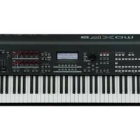 YAMAHA MOXF8 
