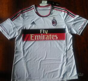 Milan + maglia 2011 + boateng