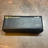 Rifrattometro Milwaukee MR100ATC misura la salinit