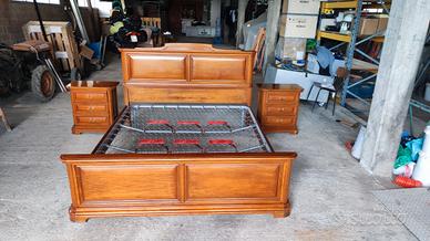 Letto matrimoniale in legno