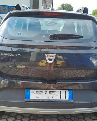 AUTO INCIDENTATA - RICAMBI