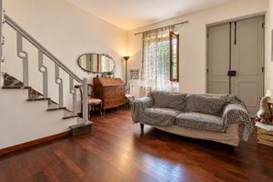 CASA INDIPENDENTE A CAMPI BISENZIO