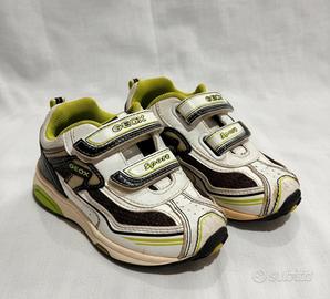 Scarpe Geox Sport Taglia 21 - Perfette per i Primi
