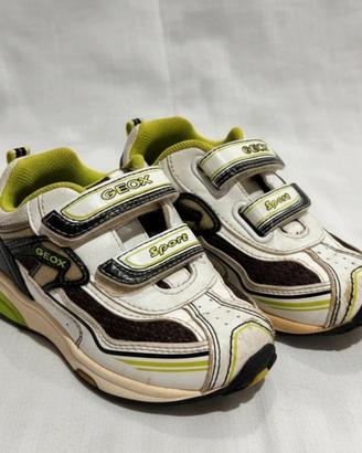 Scarpe Geox Sport Taglia 21 - Perfette per i Primi