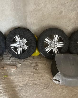 Cerchi Audi A3 con pneumatici