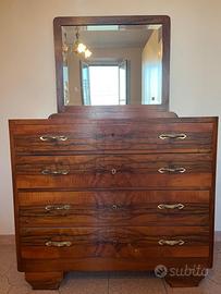 Comò vintage con specchiera