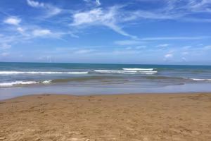San Vincenzo  appartamento due passi dal mare